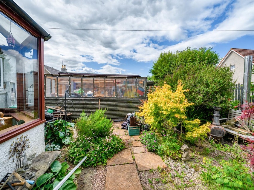 Images for Back Park, Kettlebridge, Cupar