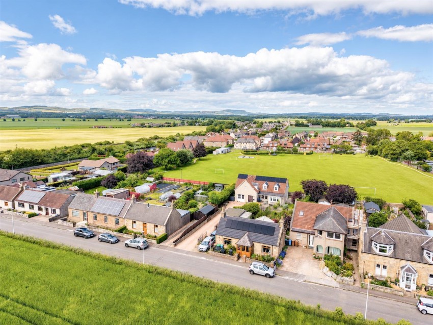 Images for Back Park, Kettlebridge, Cupar