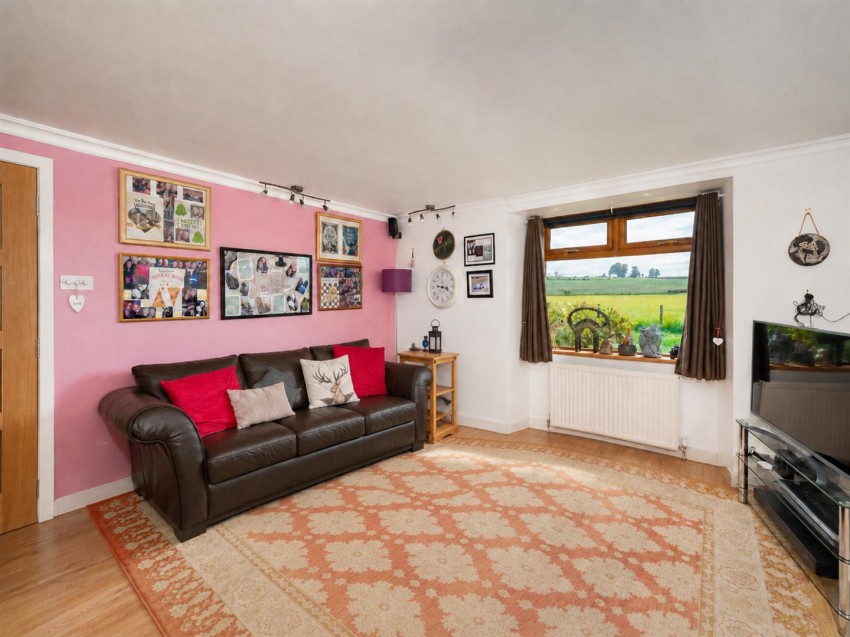 Images for Back Park, Kettlebridge, Cupar
