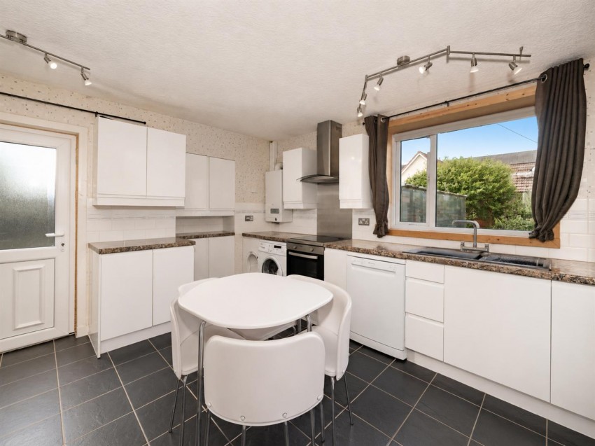Images for Back Park, Kettlebridge, Cupar