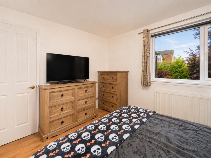 Images for Back Park, Kettlebridge, Cupar