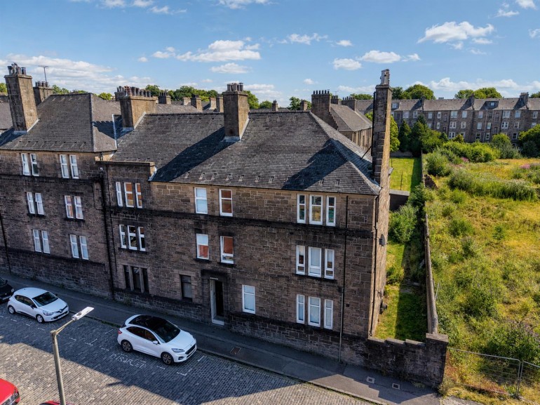 2/L, 1, Morgan Place, Dundee